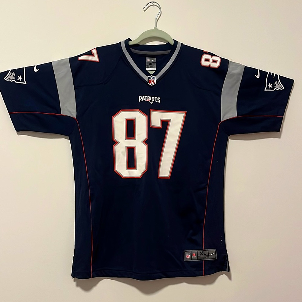 NWOT NFL PATRIOTS BOYS JERSEY- ROB GRONKOWSKI